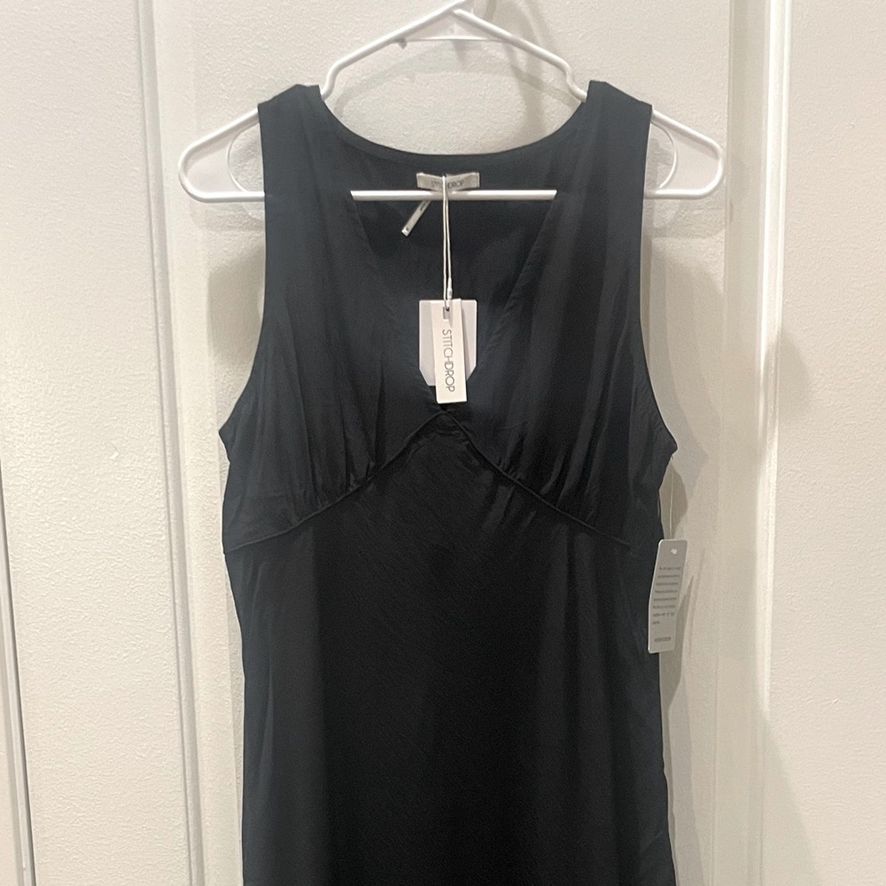 NEW…STITCHDROP Audubon V-Neck Dress - Picture 4 of 5